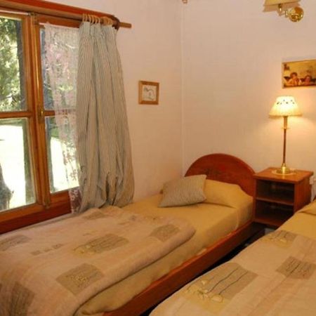 Bungalows El Bosque De Los Elfos San Carlos de Bariloche Oda fotoğraf