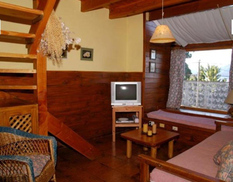 Bungalows El Bosque De Los Elfos San Carlos de Bariloche Oda fotoğraf